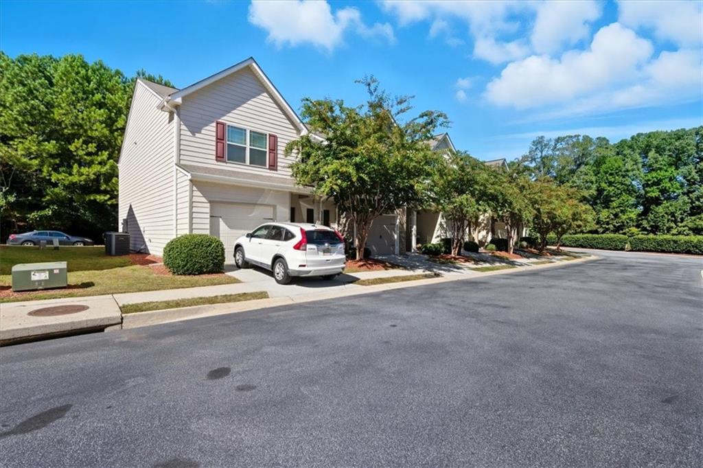 3249 Blue Springs Trace NW