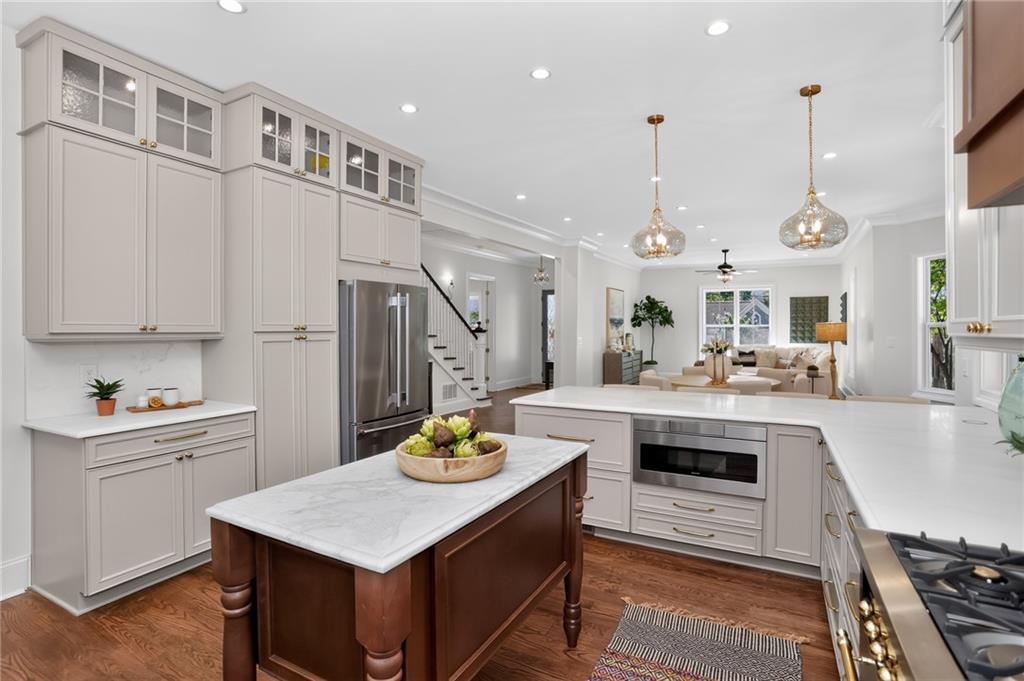 30 Sessions Street NW