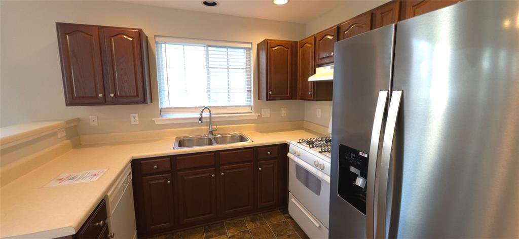 Rivers Edge/River Park - Residential Lease