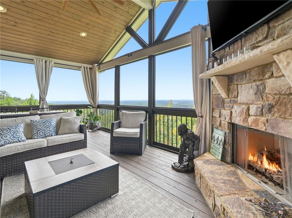 5085 Laurel Ridge Drive