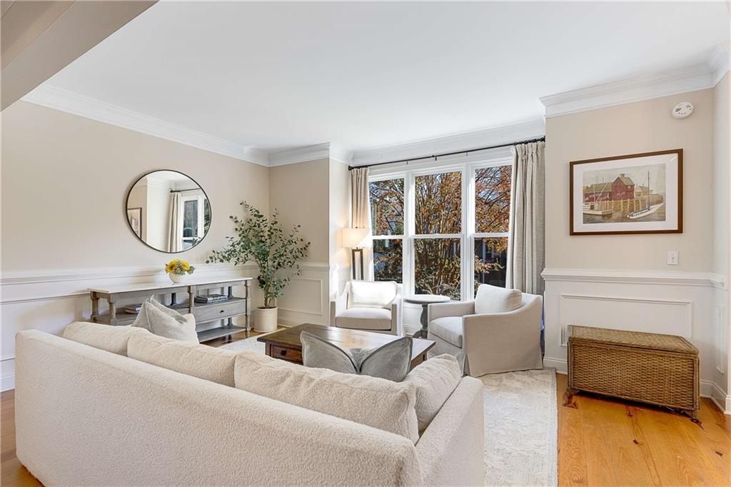 3230 Cates Avenue NE