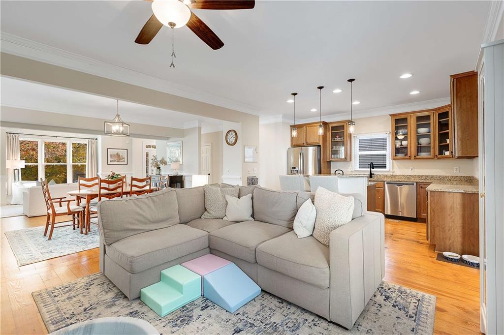 Lynwood - Residential