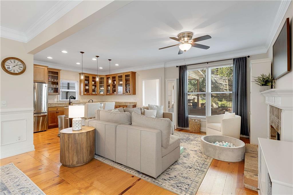 Lynwood - Residential