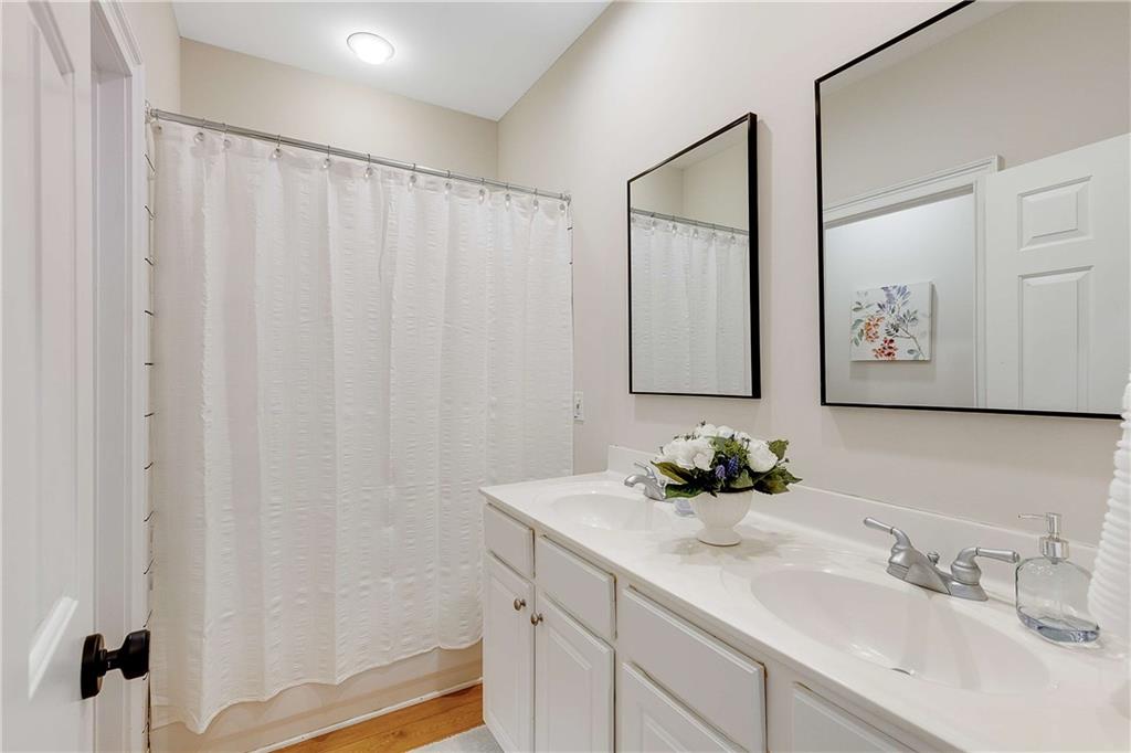 Lynwood - Residential