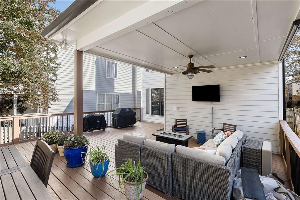 Lynwood - Residential