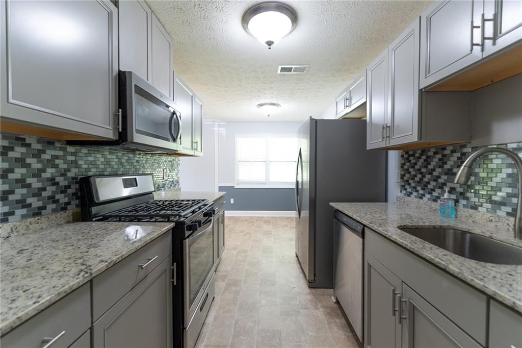 530 Bell Road, Conyers, Georgia image 5