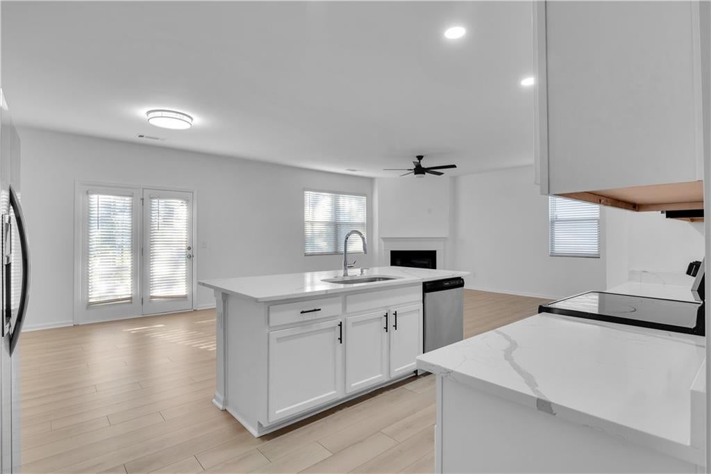 418 Lake Ridge Lane