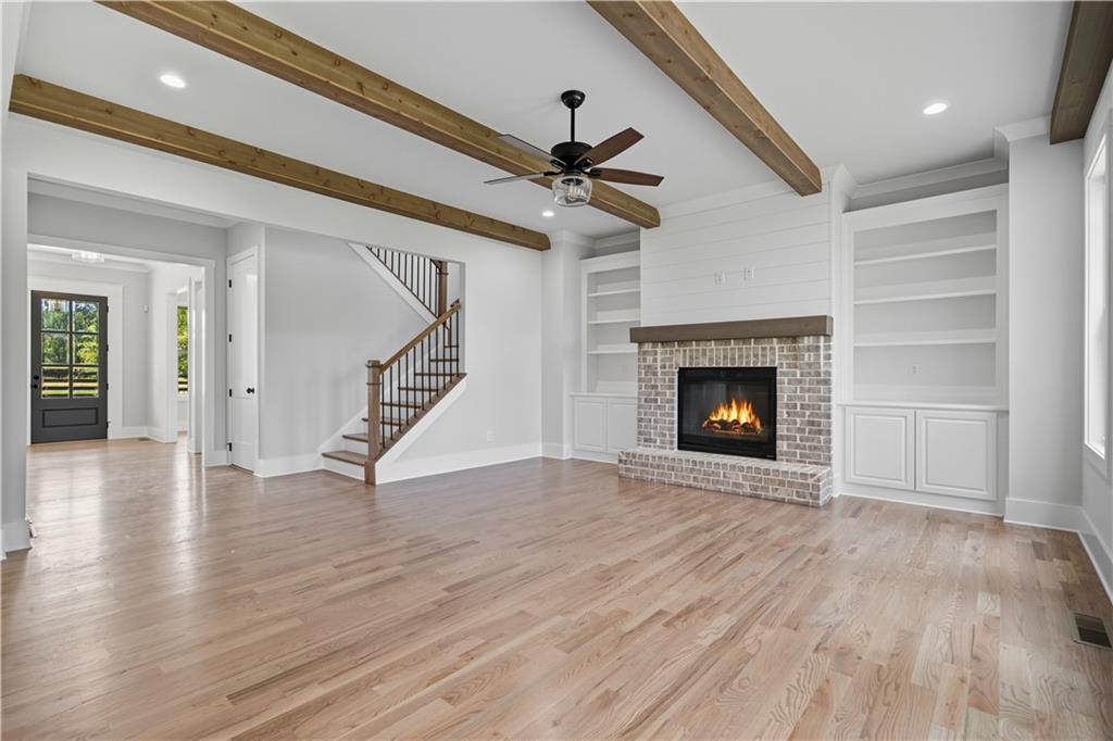 SUGAR PIKE ESTATES - Residential