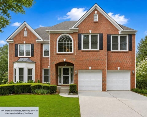 Homes For Sale - 160 Treadstone Overlook<br/> Suwanee, GA 30024