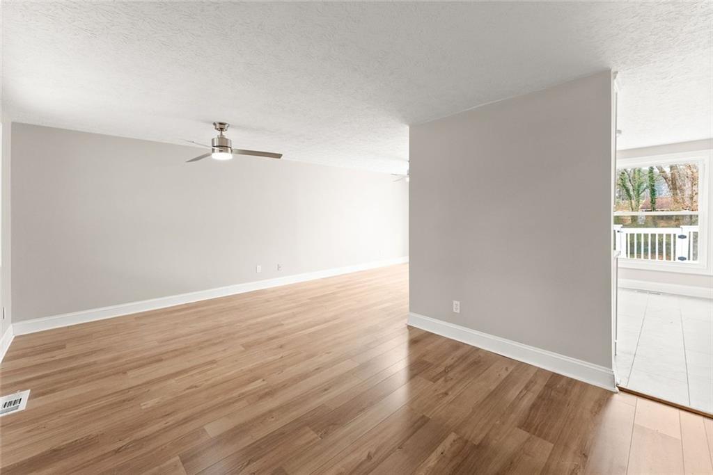 3467 Centerville Lane SW