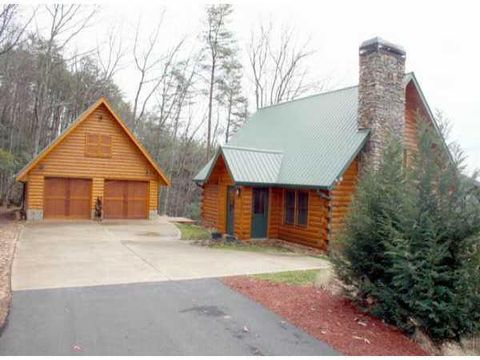 A home in Dahlonega