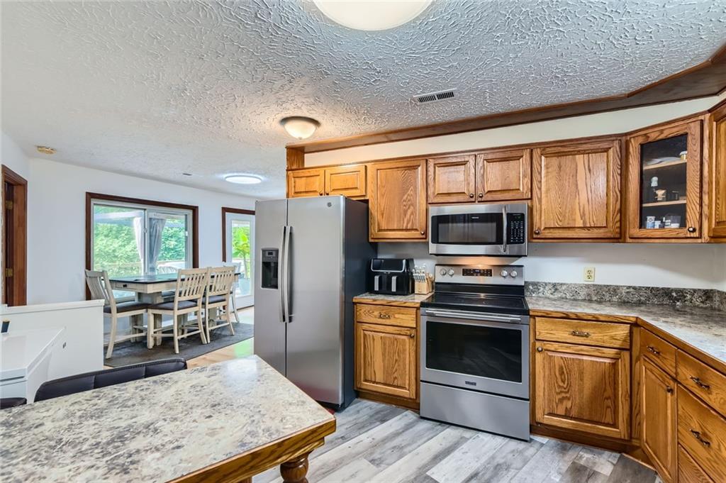 263 Lynn Drive, Fayetteville, Georgia image 7