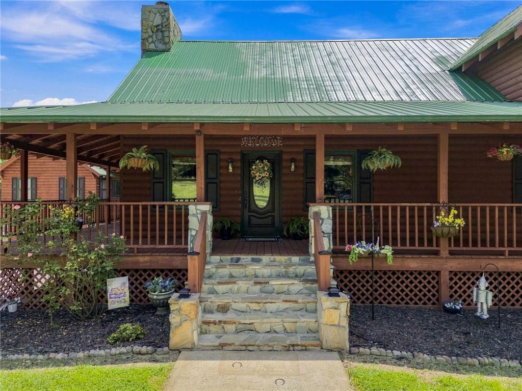 1225 Henry Turner Trail