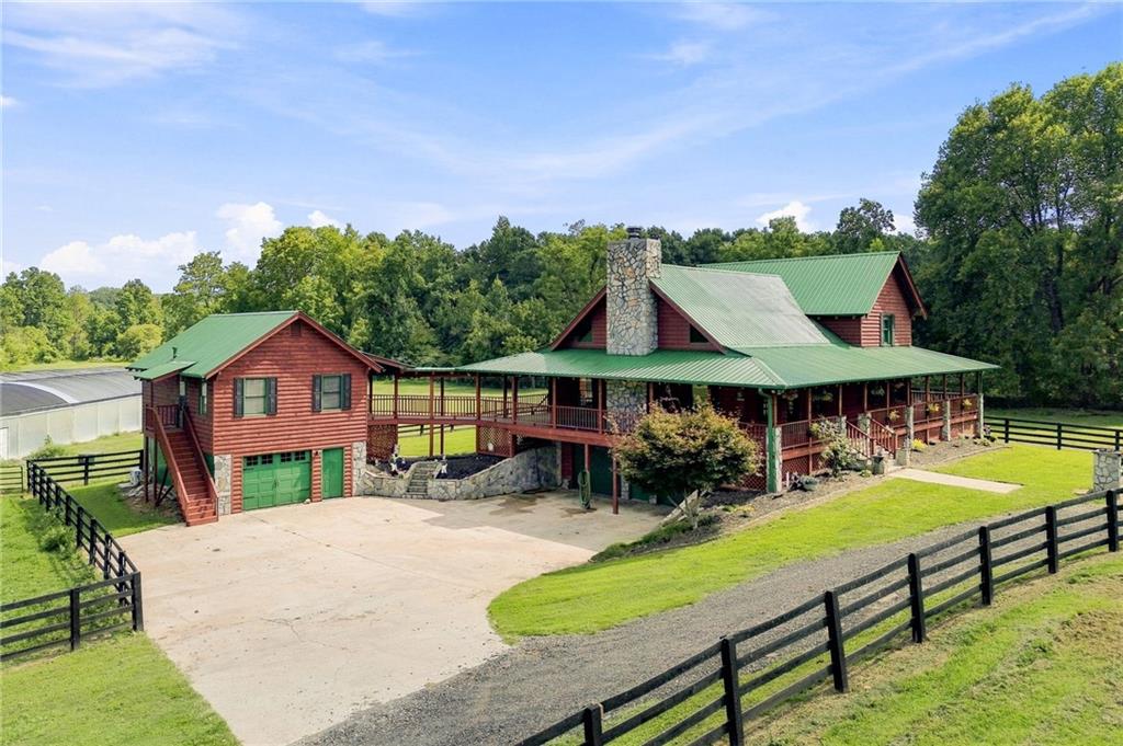 1225 Henry Turner Trail