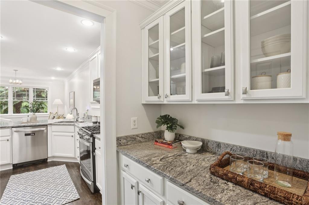 47 Oakridge Avenue SE