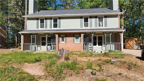 Homes For Sale - 2595 Golfview Terrace<br/> Conyers, GA 30013