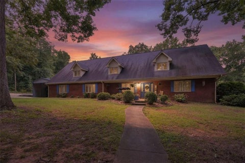 Homes For Sale - 205 High Point Forest Drive<br/> Covington, GA 30016