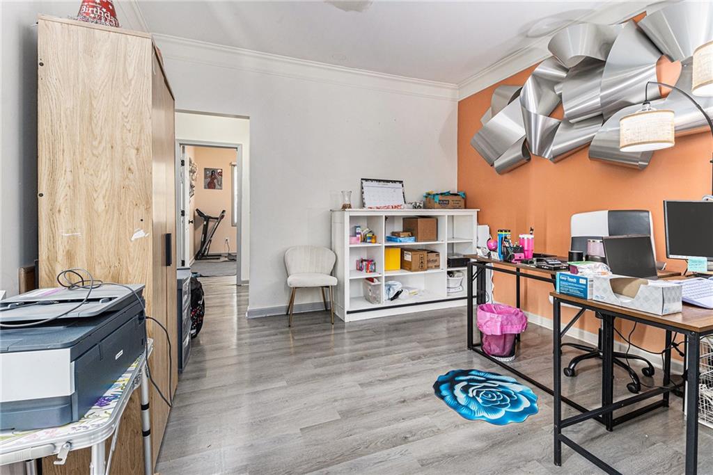 Wellesley - Residential