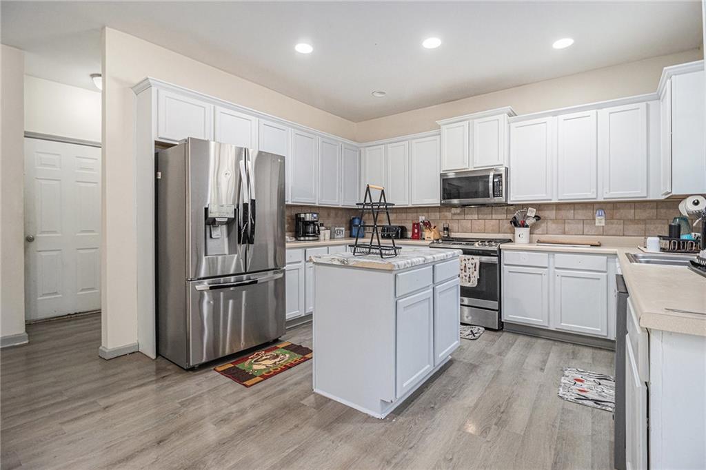 Wellesley - Residential