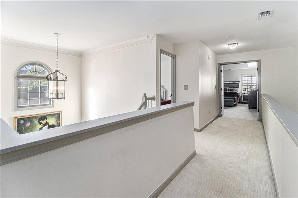 Wellesley - Residential