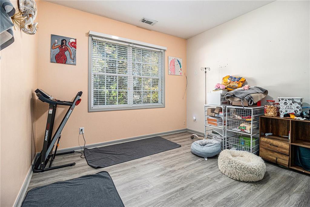 Wellesley - Residential