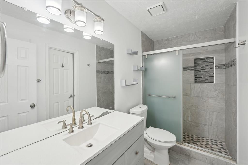 742 Redland Drive, Jonesboro, Georgia image 16