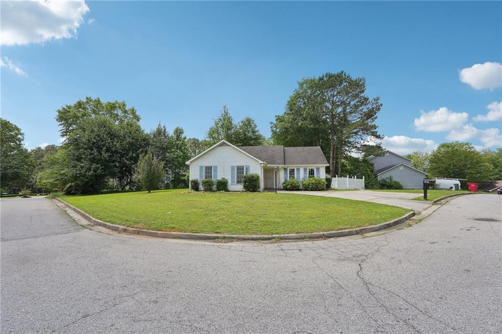 742 Redland Drive, Jonesboro, Georgia image 27