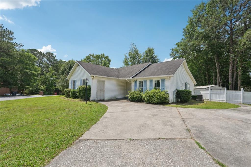 742 Redland Drive, Jonesboro, Georgia image 26
