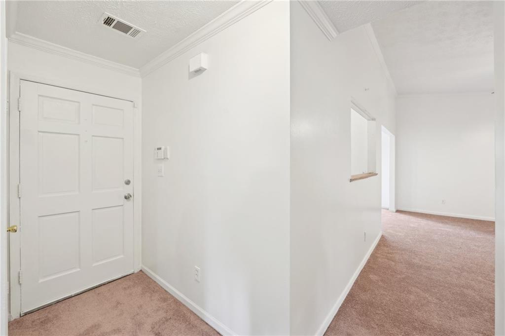 742 Redland Drive, Jonesboro, Georgia image 9