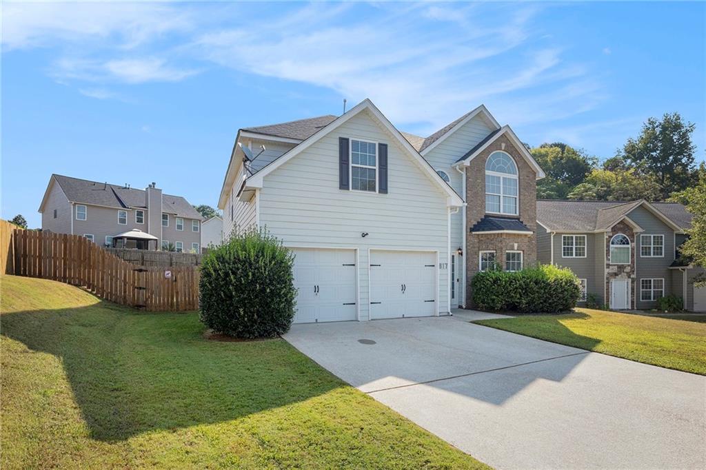 817 Monroe Court