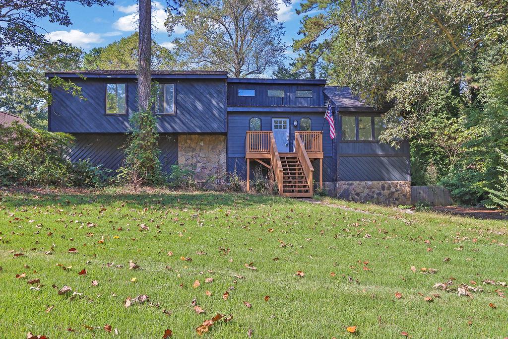 5169 Rockbridge Drive