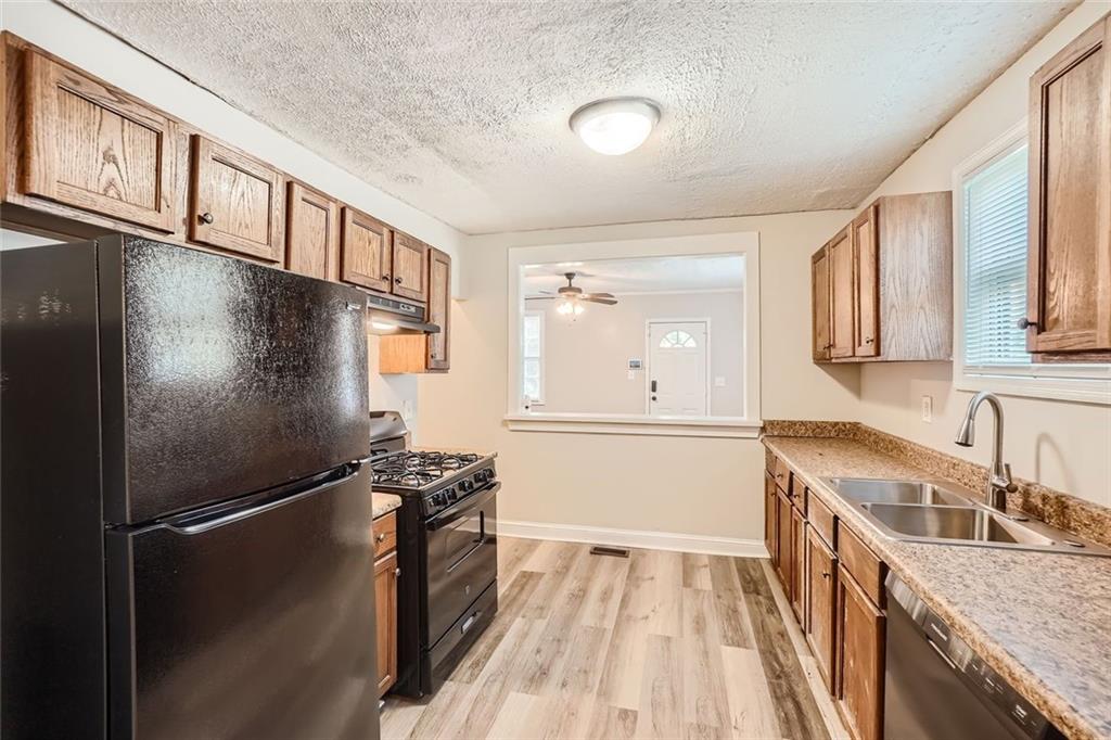 1383 Almont Drive Southwest Drive SW