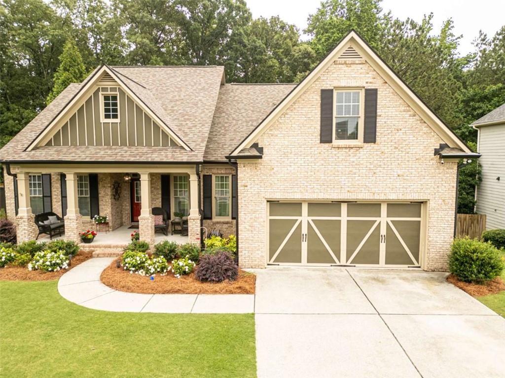 2059 Ivey Chase Drive