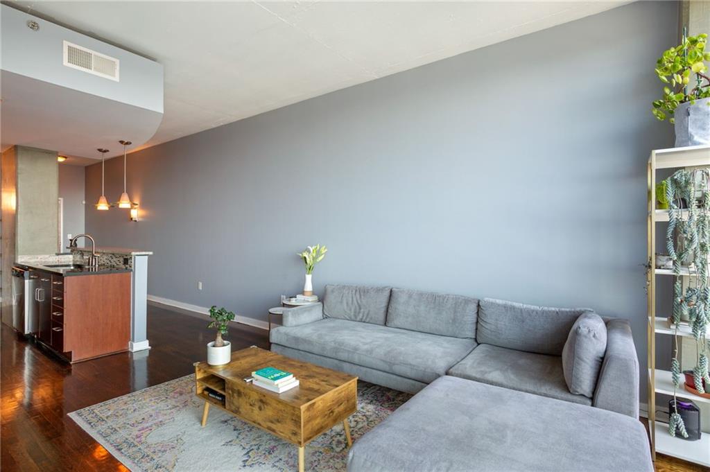 361 17th Street NW 1807