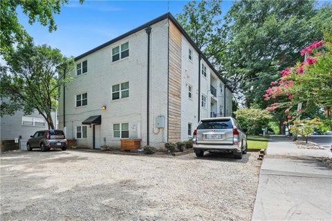Apartment For Rent - 880 Saint Charles Avenue #9<br/> Atlanta, GA 30306
