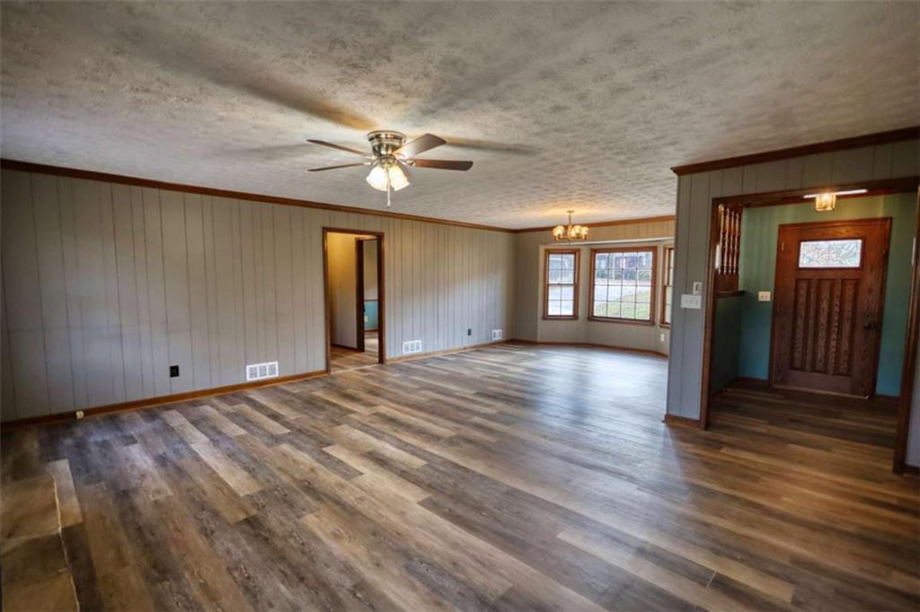 2289 Amberbrook Drive SW