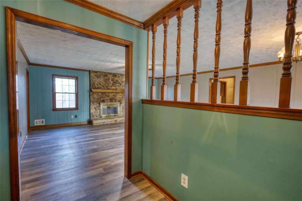 2289 Amberbrook Drive SW