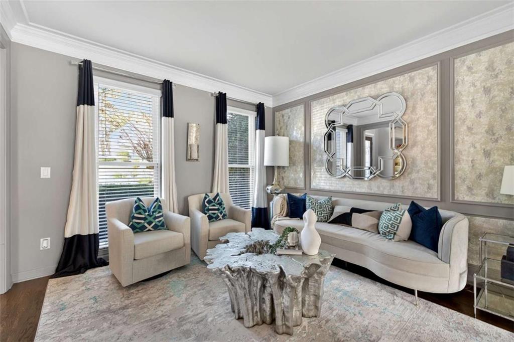 708 Vinings Estates Drive SE