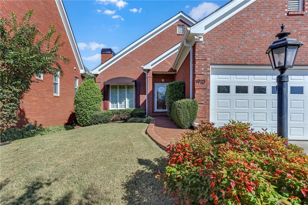 1910 Stockton Walk Lane