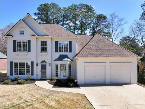 Photo of 2015 Darien Park Drive, Roswell, GA 30076 (MLS # 7733772)