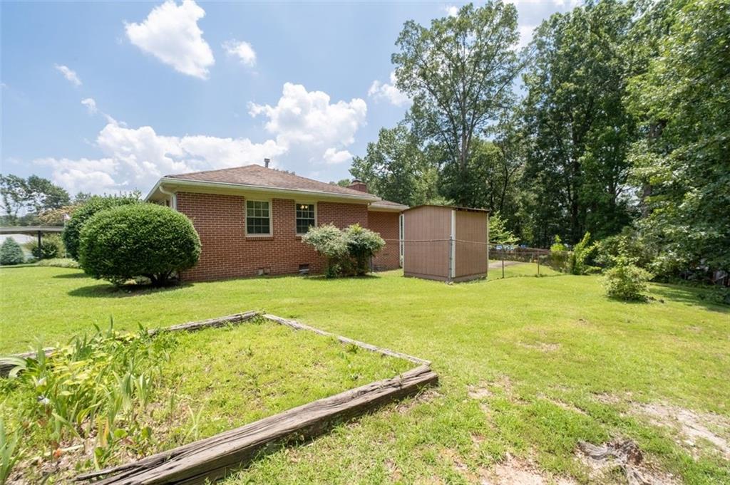 2880 Sherwood Road SE