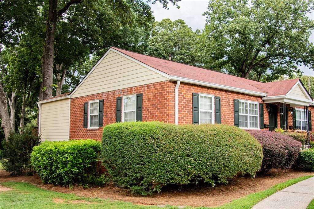 1211 Church Street SE 1211