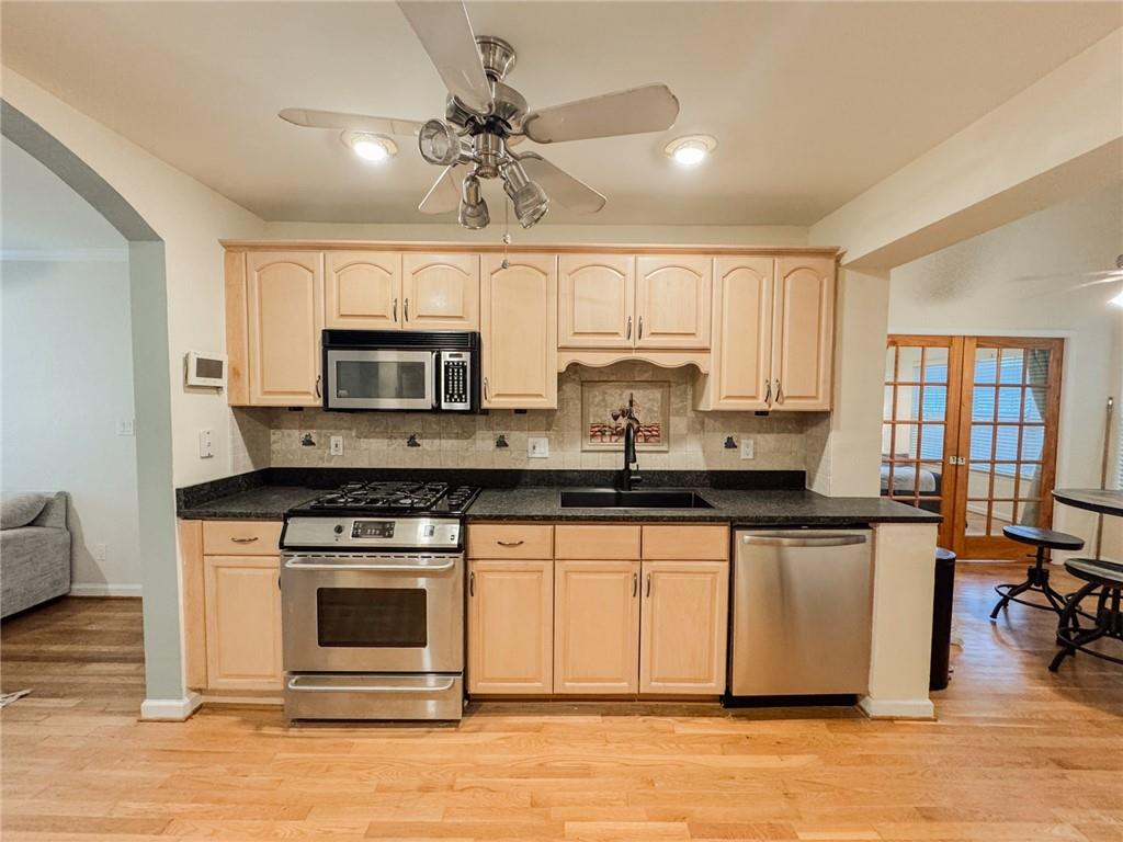 1211 Church Street SE 1211