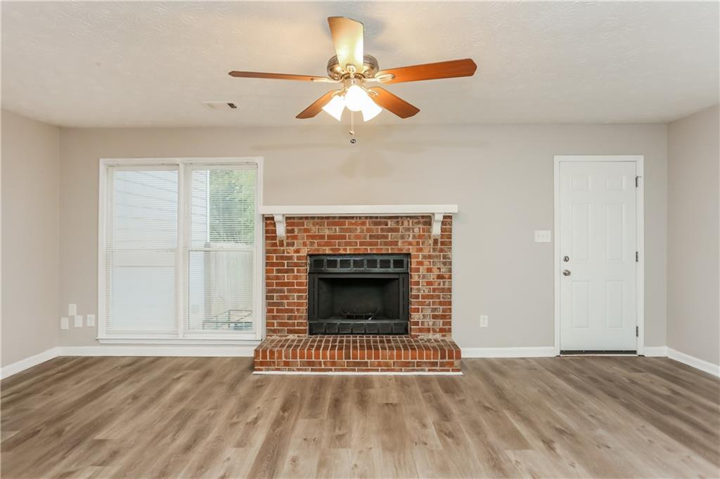 4893 Autumn Circle, Stone Mountain, Georgia image 7