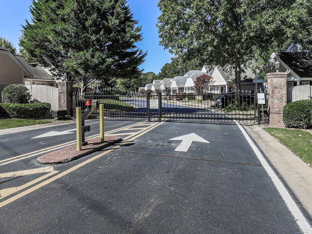 COTTAGES @ BAKER ROAD - Residential