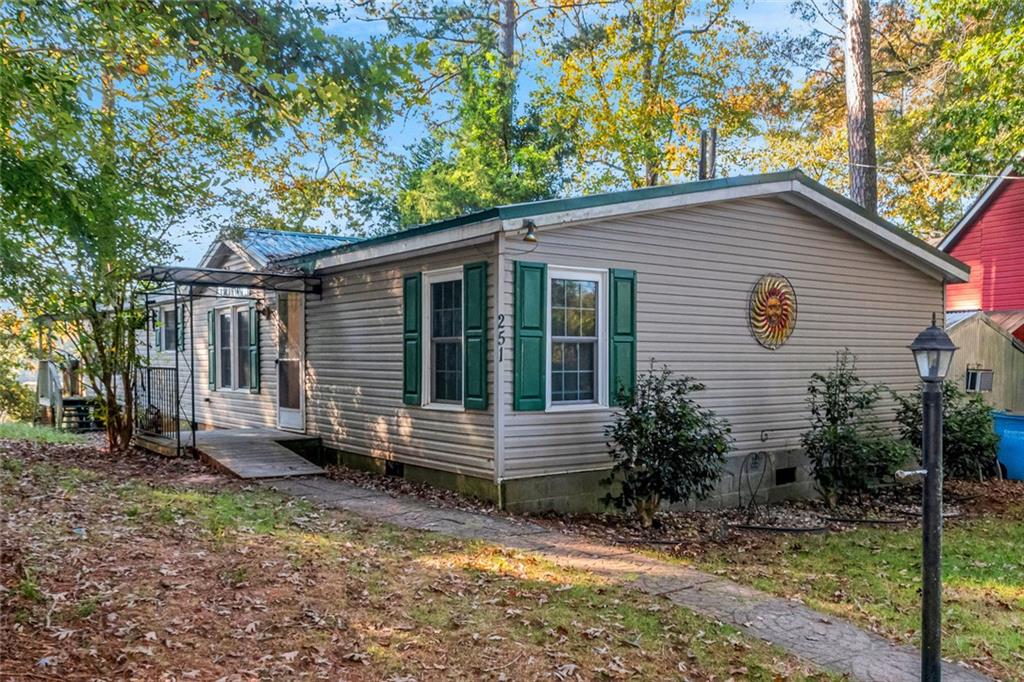 251 Weavers Lakefront Road, Jackson, Georgia image 6