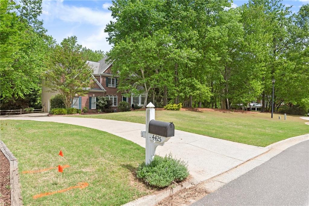 4425 Woodside Court
