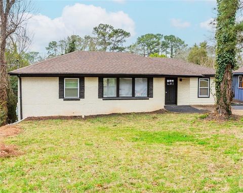 Photo of 2835 Laguna Drive, Decatur, GA 30032 (MLS # 7723205)