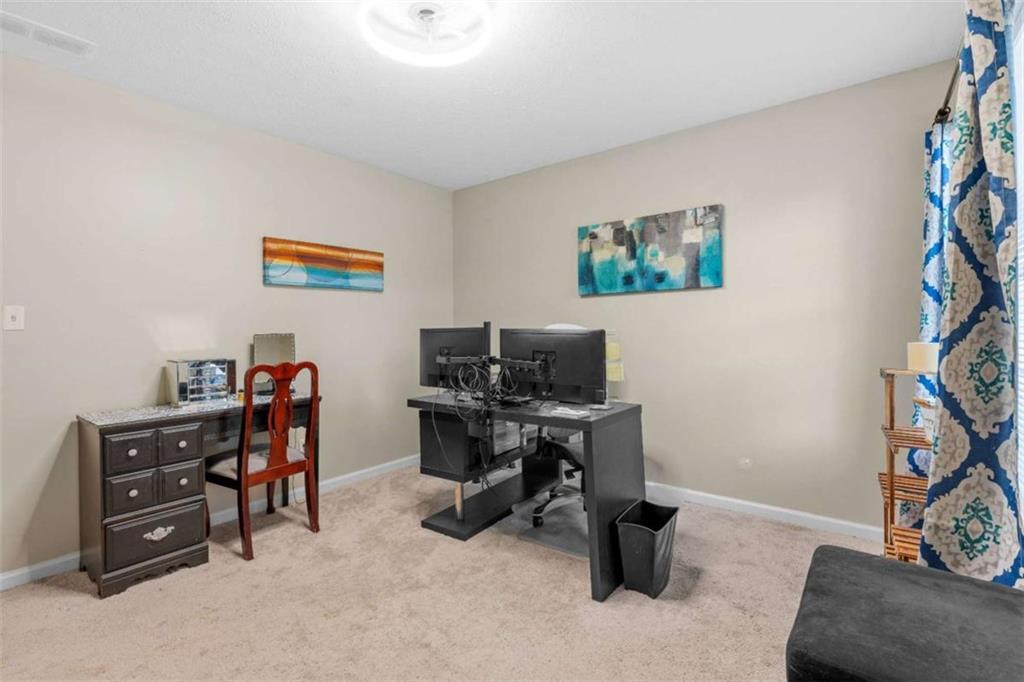 4657 Tartan Court, Union City, Georgia image 6
