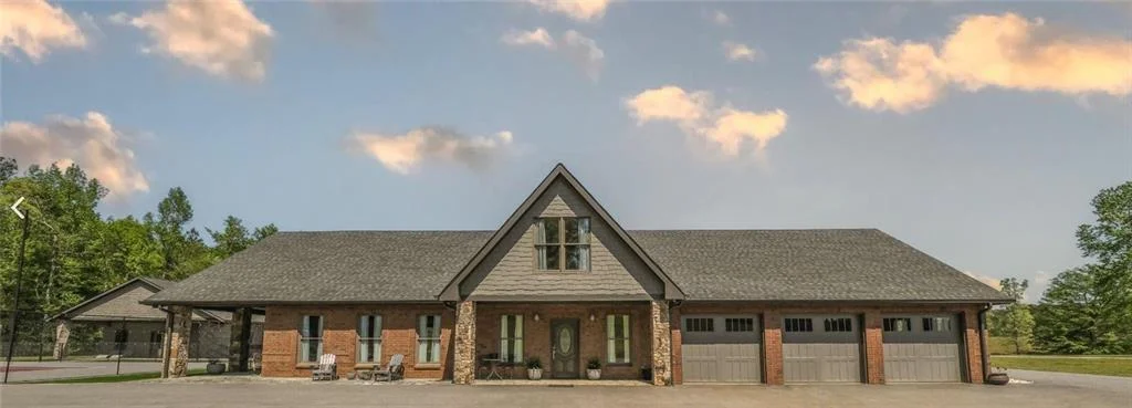 1600 Happy Hollow Road